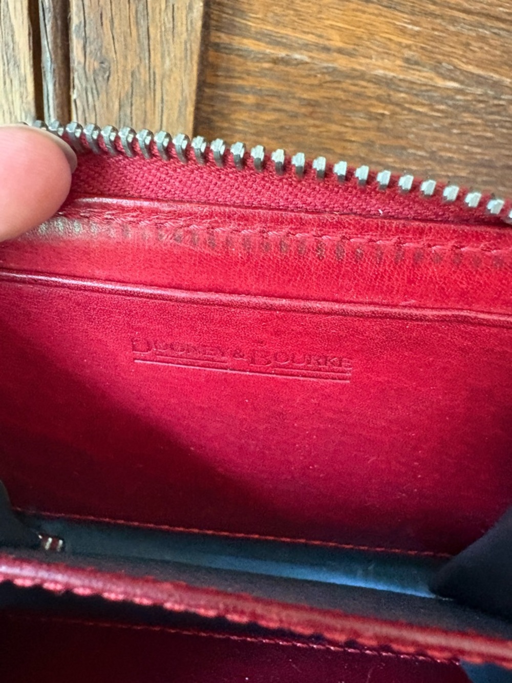 Vintage Red Leather Dooney & Bourke Wallet Made In Italy ID Panel Outside Small - Picture 7 of 10